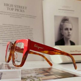 Picture of Ferragamo Sunglasses _SKUfw47516003fw